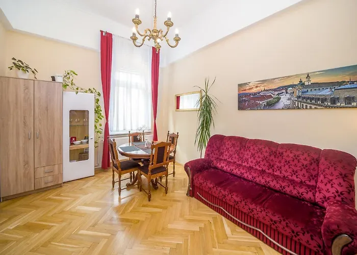 Vintage Apartment