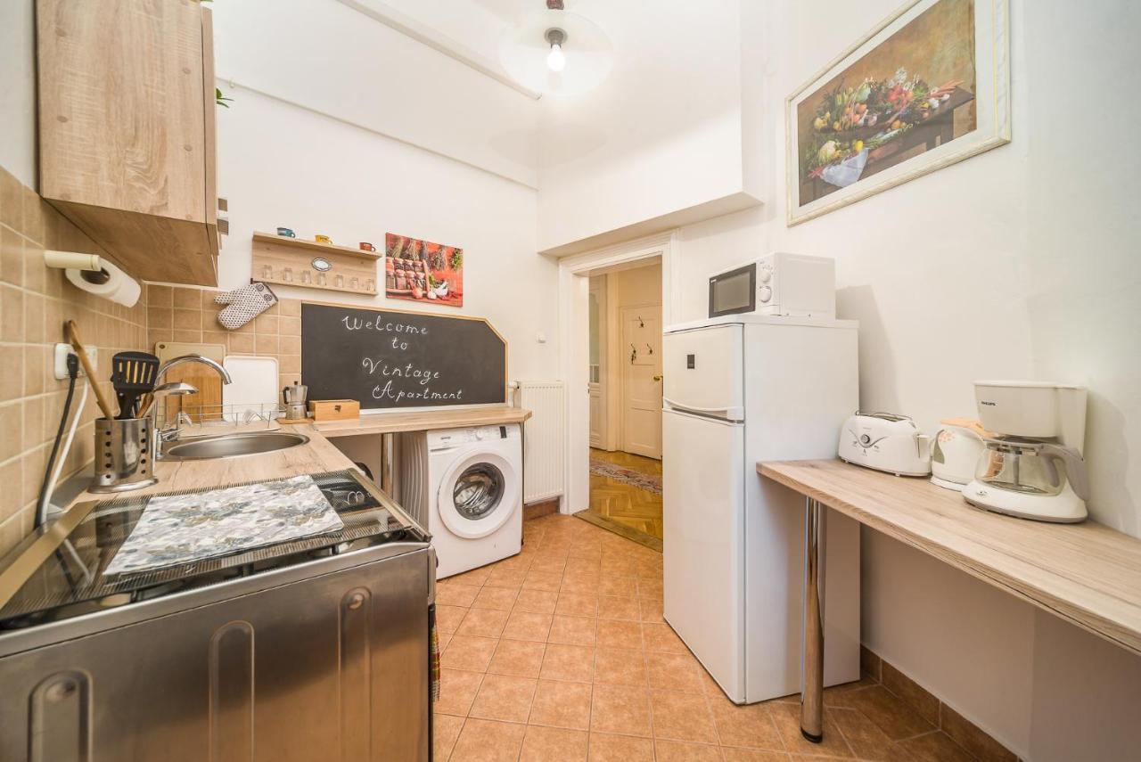 Vintage Apartment Pecs